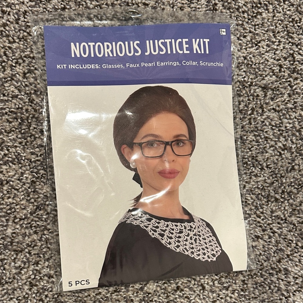 Notorious Justice Costume Kit